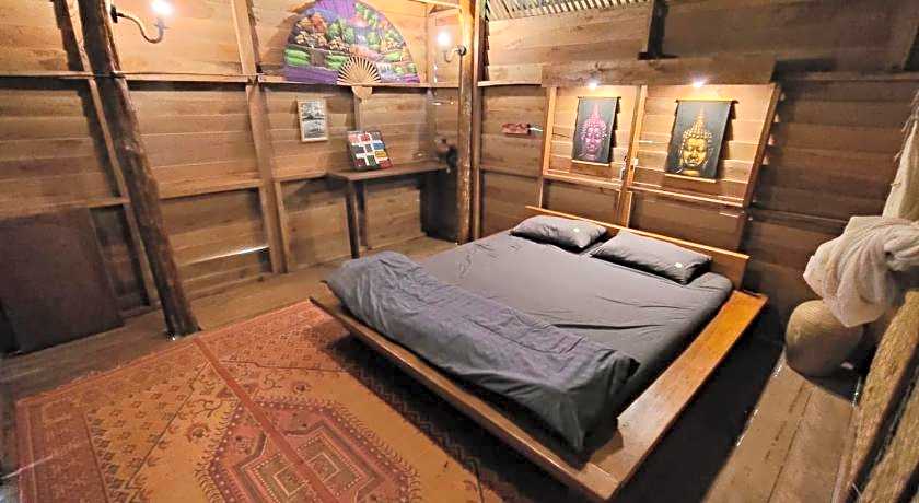 Fandee Island - Tad Lo - Bolaven Loop Pakse