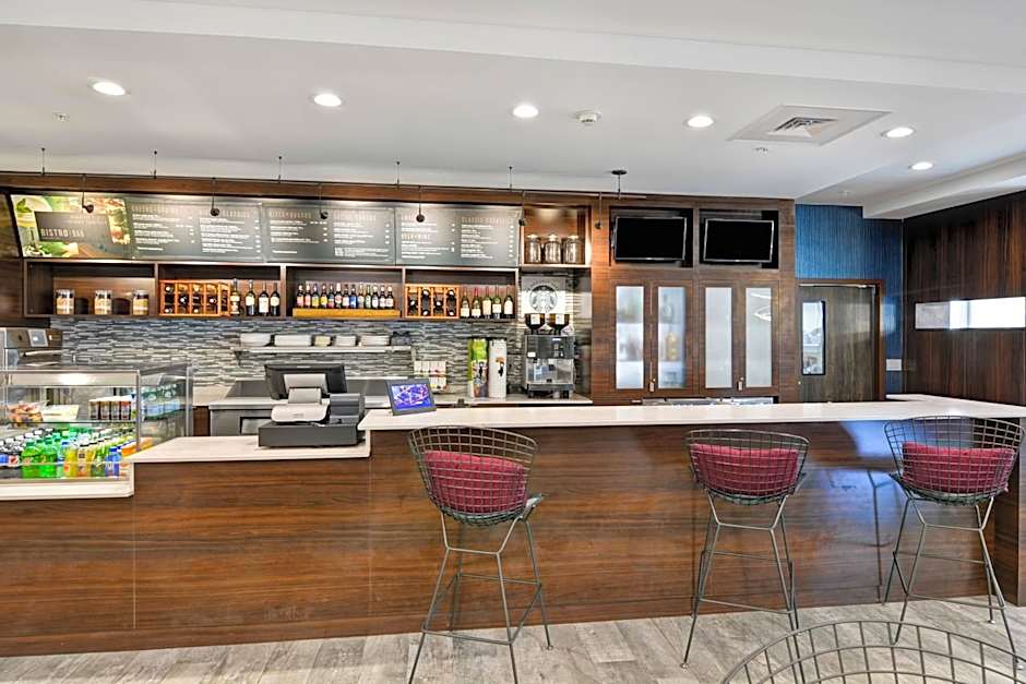 Courtyard by Marriott Long Island Islip/Courthouse Complex