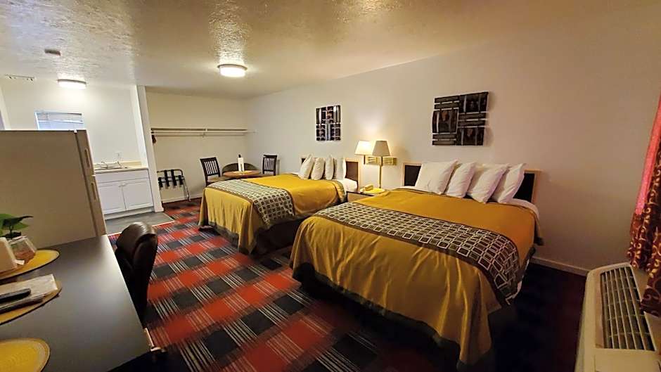 Motel West