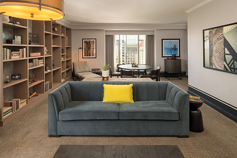 The Duniway Portland, A Hilton Hotel