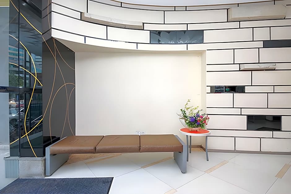 Motel Wuhan Yellow Crane Tower Shouyi Square Fuxing Road Metro Station – Wuhan, OH