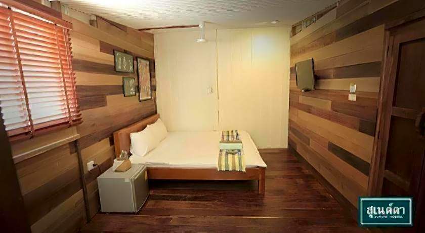 Suneta Hostel Chiangkhan