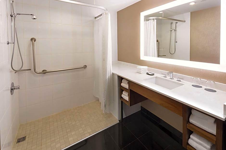 Hilton Vancouver Downtown, BC, Canada