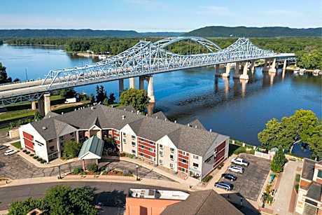 Courtyard by Marriott La Crosse Downtown/Mississippi Riverfront