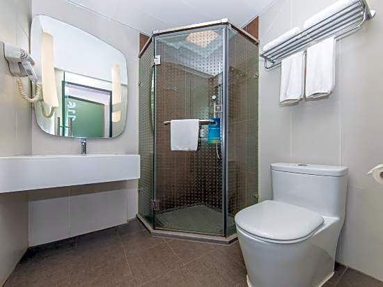 ibis Hotel Guilin Railway Station