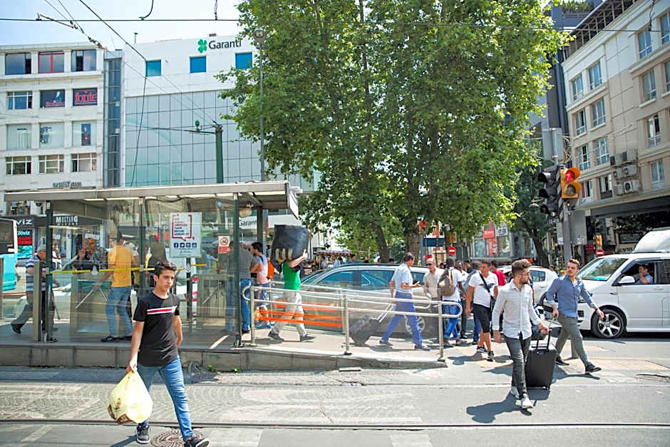 Yuksel Hotel