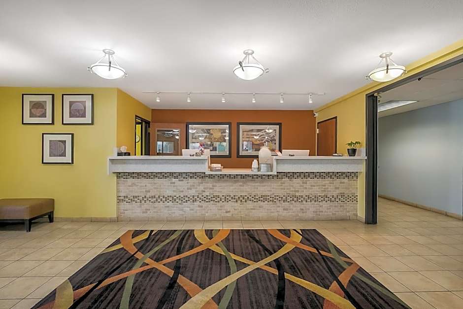 Americas Best Value Sandman Inn