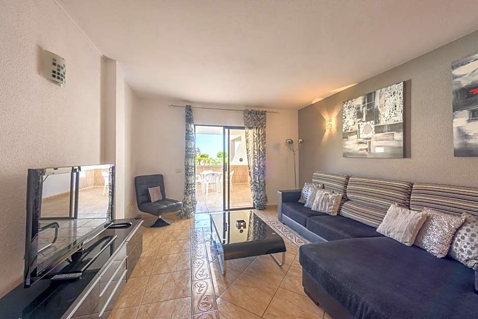 Paloma Beach Apartments