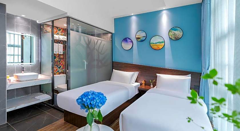 Springtime Hotel