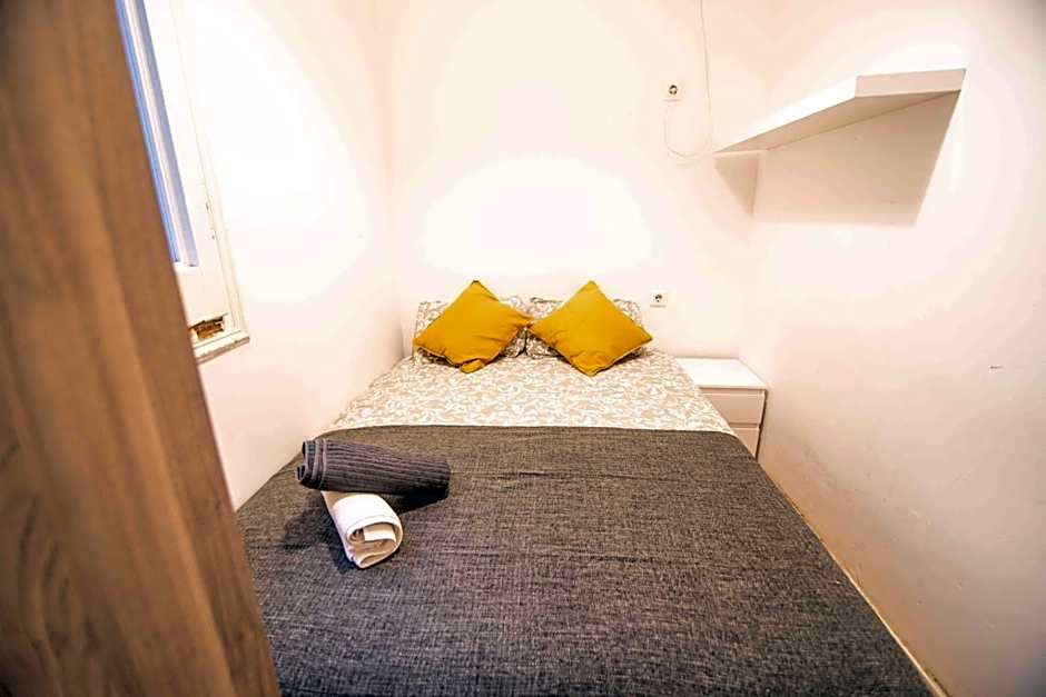 Balmes Private Rooms