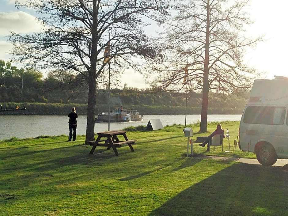 Whanganui River Top 10 Holiday Park