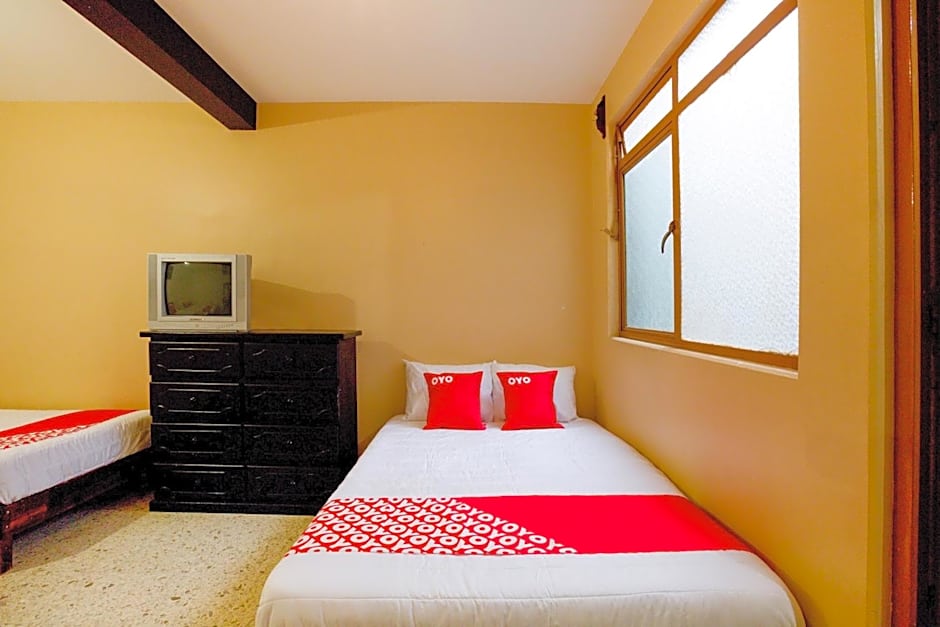 OYO Hotel Emperador