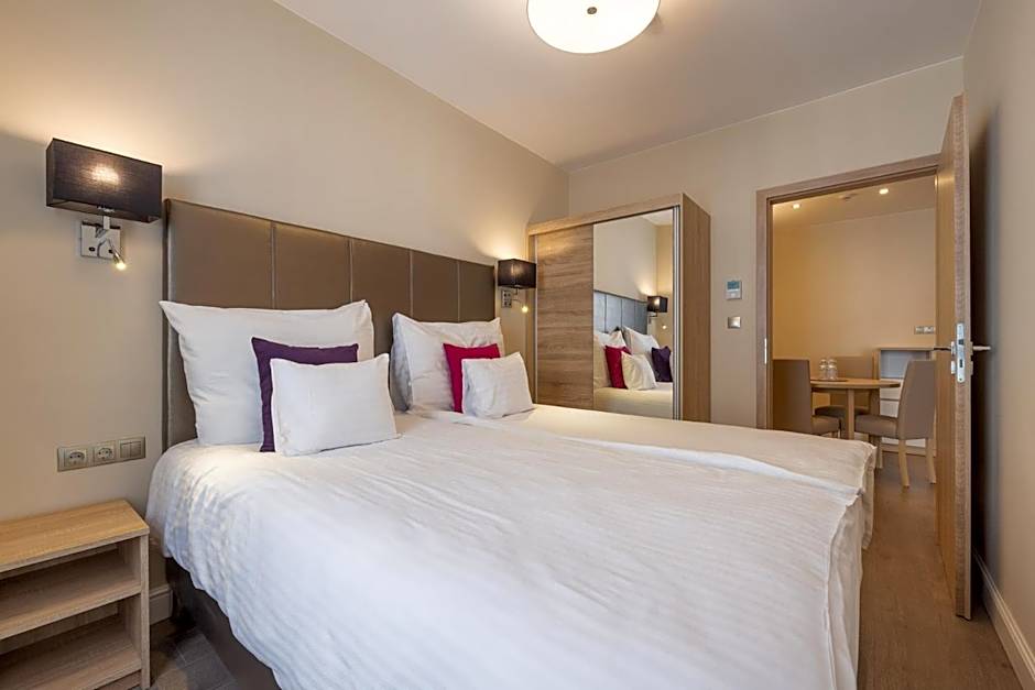 Silver Crown Hotel & Residence, Palace Quarter