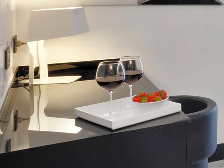LHP Hotel Napoleon
