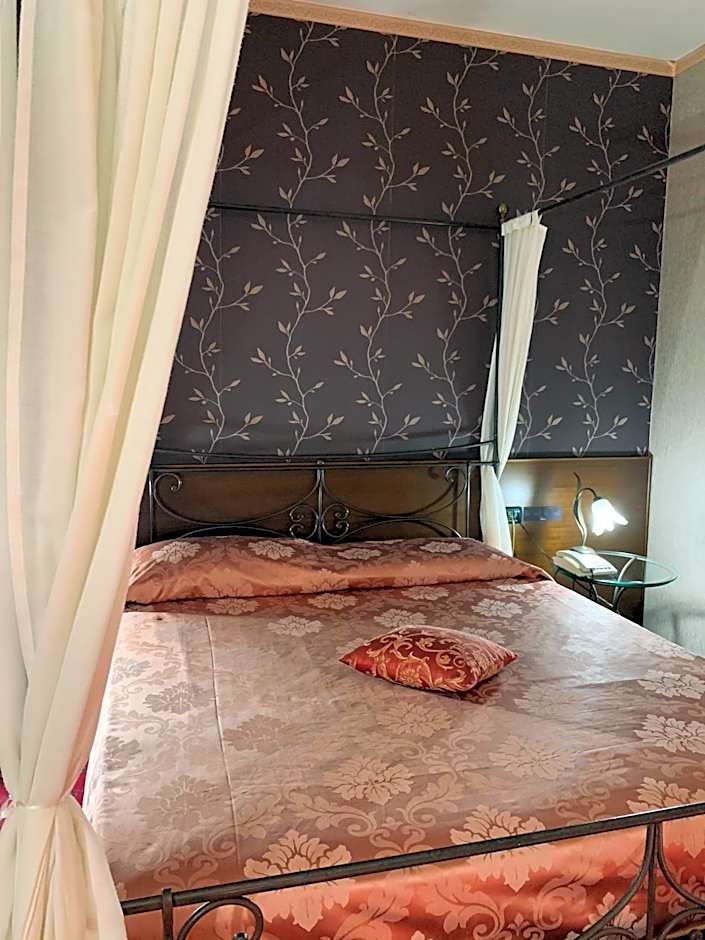 Hotel - Motel Flower