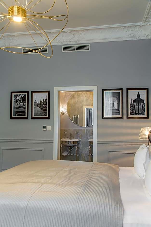 Rubin Luxury Apartments