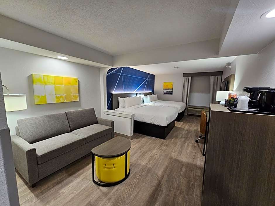 Comfort Inn & Suites