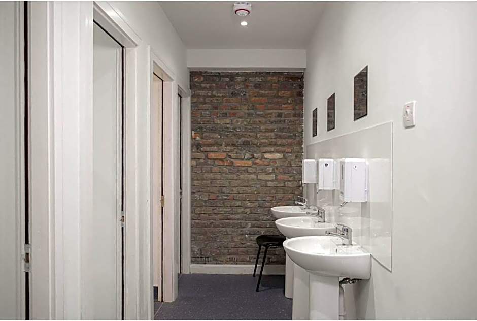 The Dawson Hostel - DUBLIN