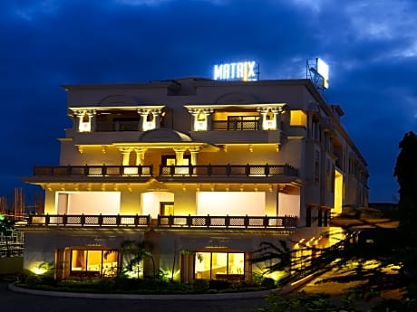 Hotel J C Castle