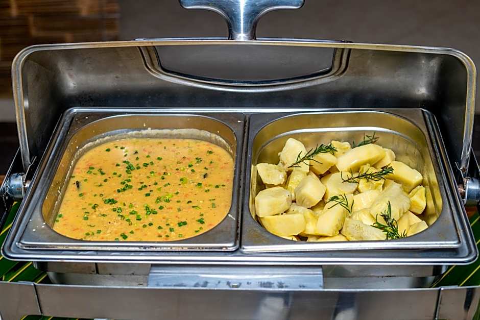 Castello Beach Hotel