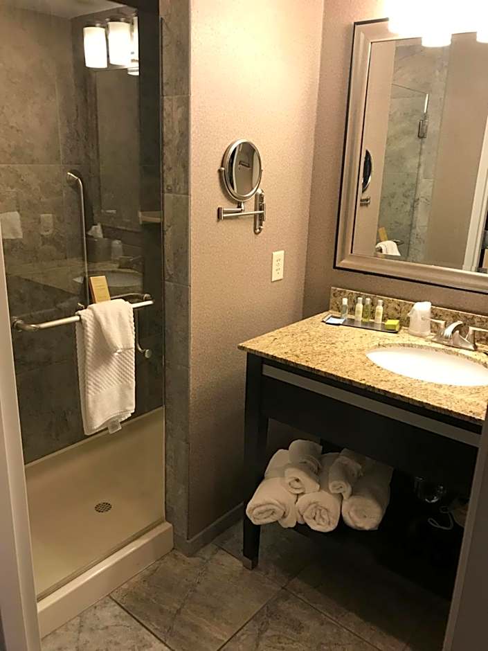 The Strathallan - A DoubleTree By Hilton