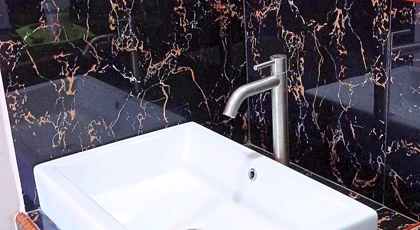 RedDoorz Syariah Near Danau Tes Bengkulu