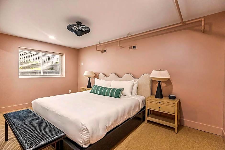 The Neighborhood Hotel New Buffalo