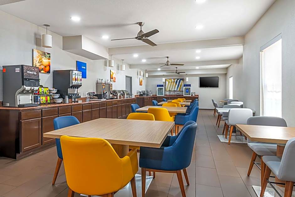 Comfort Inn & Suites - Chesterfield
