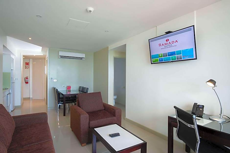 Ramada Suites by Wyndham Wailoaloa Beach Fiji