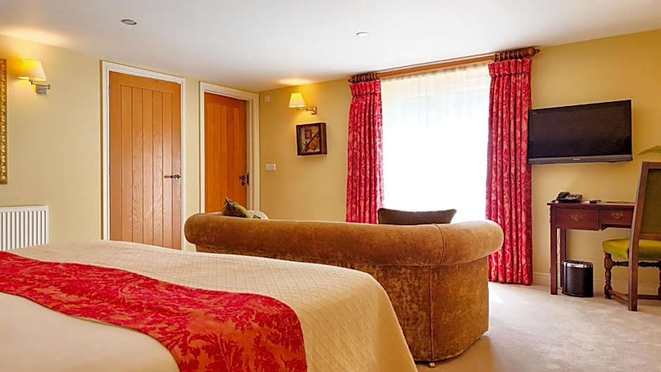 The Pheasant Public House & Hotel