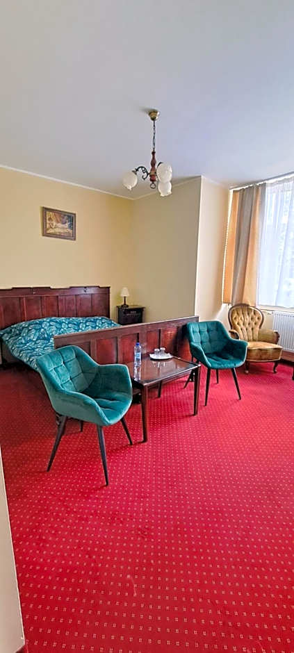 Hotel i Restauracja Chopin