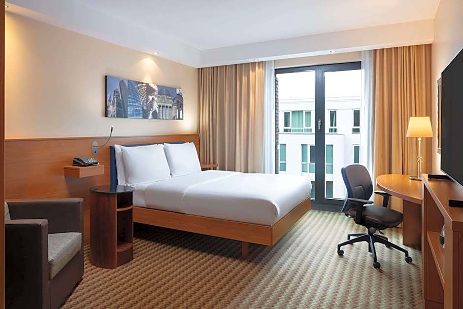 Hampton By Hilton Berlin City West