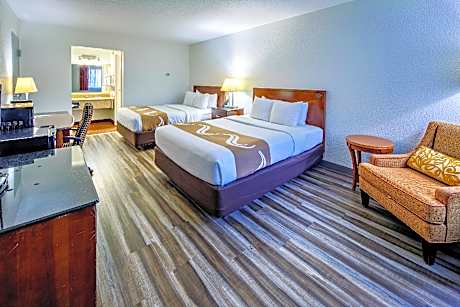 2 Queen Beds Nonsmoking