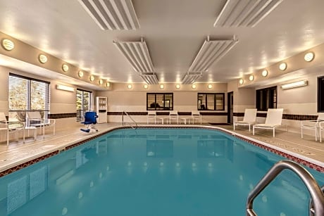 Country Inn & Suites by Radisson, Big Flats (Elmira), NY