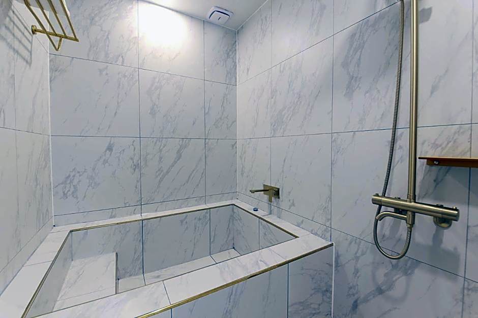 Sokcho Business Hotel CAMEL