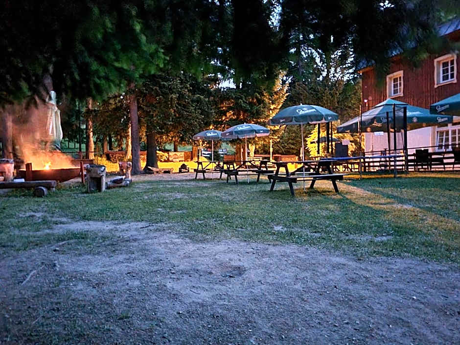 Hotel Lesní Chata