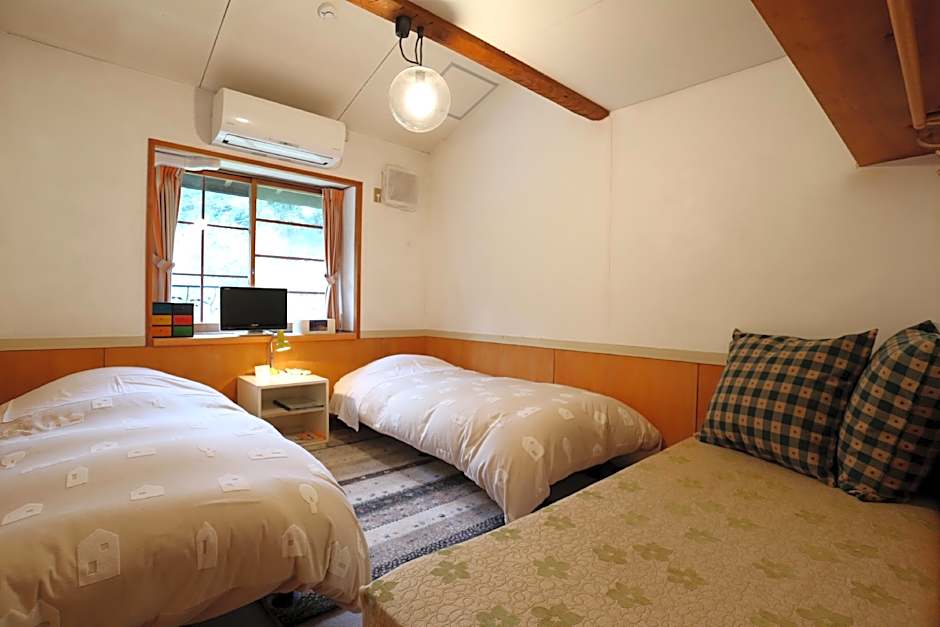 Inn of Amigos Yasuda Pension