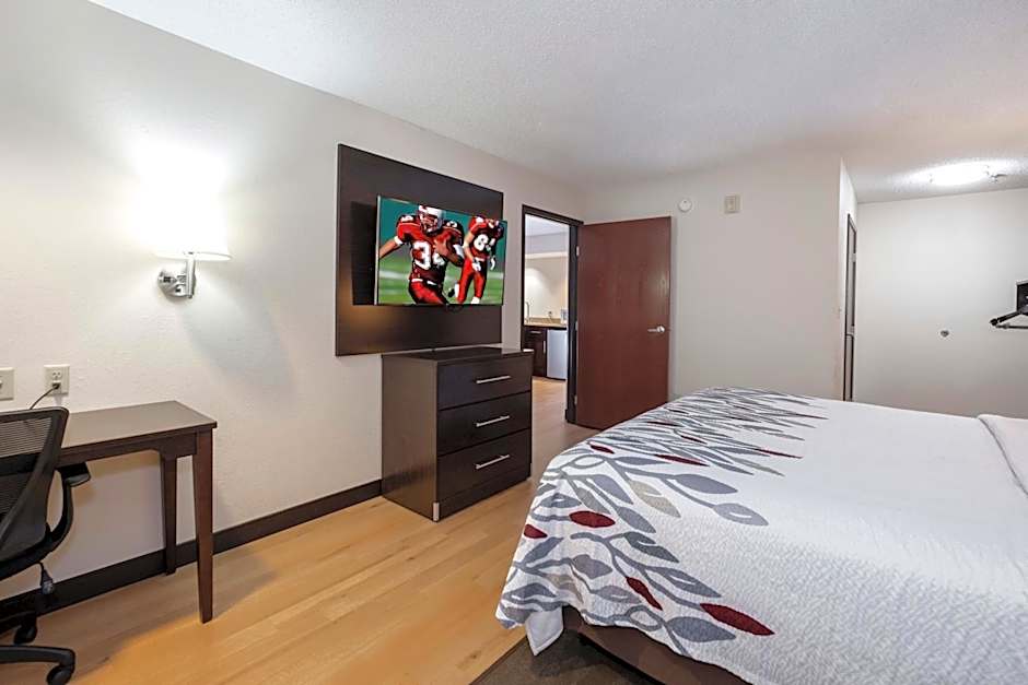 Red Roof Inn & Suites Dover Downtown