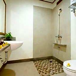 Nyiur Indah Beach Hotel