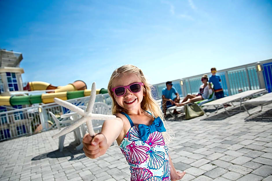 Crown Reef Beach Resort and Waterpark
