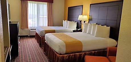 2 Queen Beds  Non-Smoking Microwave And Refrigerator Full Breakfast