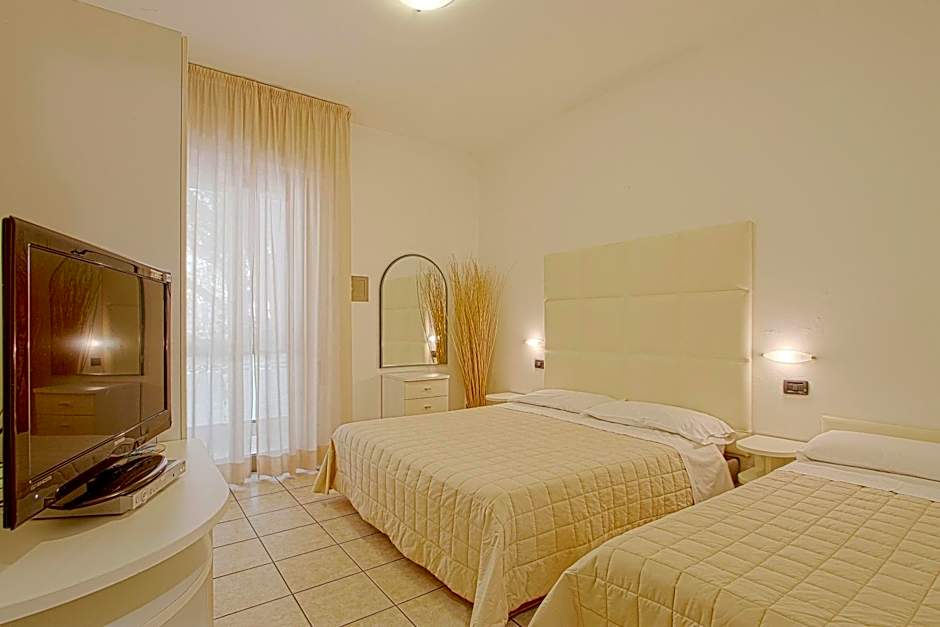 Hotel Flora