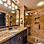 Sundial Lodge Larger Penthouse by Canyons Village Rentals