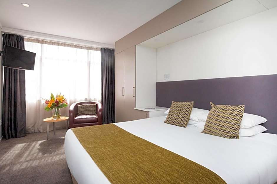 Quest on Johnston Serviced Apartments