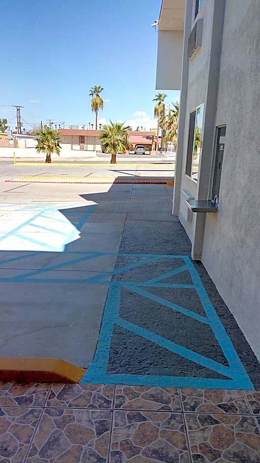 Motel 6-Blythe, CA - South