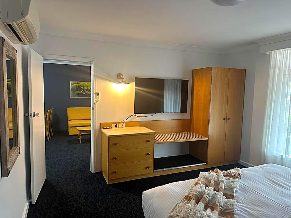 Ibis Styles Orange Hotel