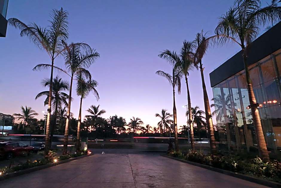 Holiday Inn & Suites Puerto Vallarta Marina & Golf By IHG