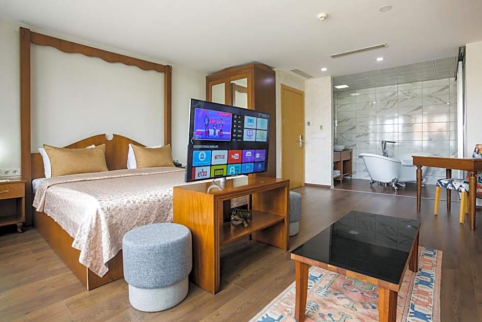 Photo 1 of 8 of Suite