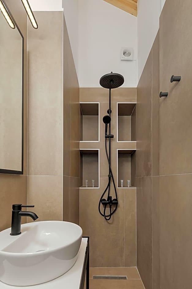 12 PYLES Living History