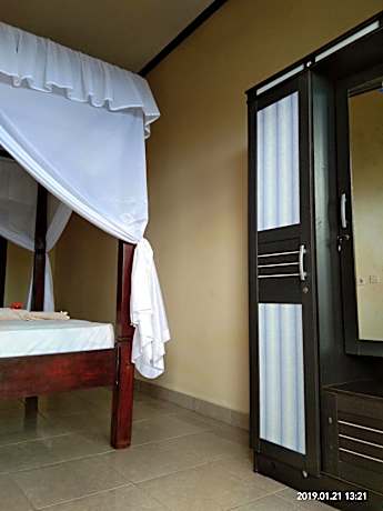 Double Room with Balcony and Sea View